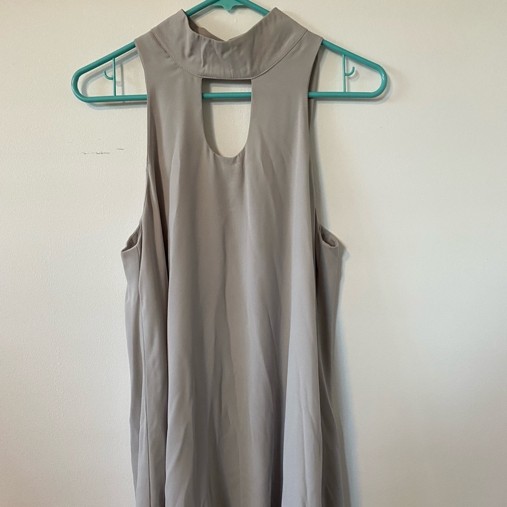 Simple gray flowy dress
